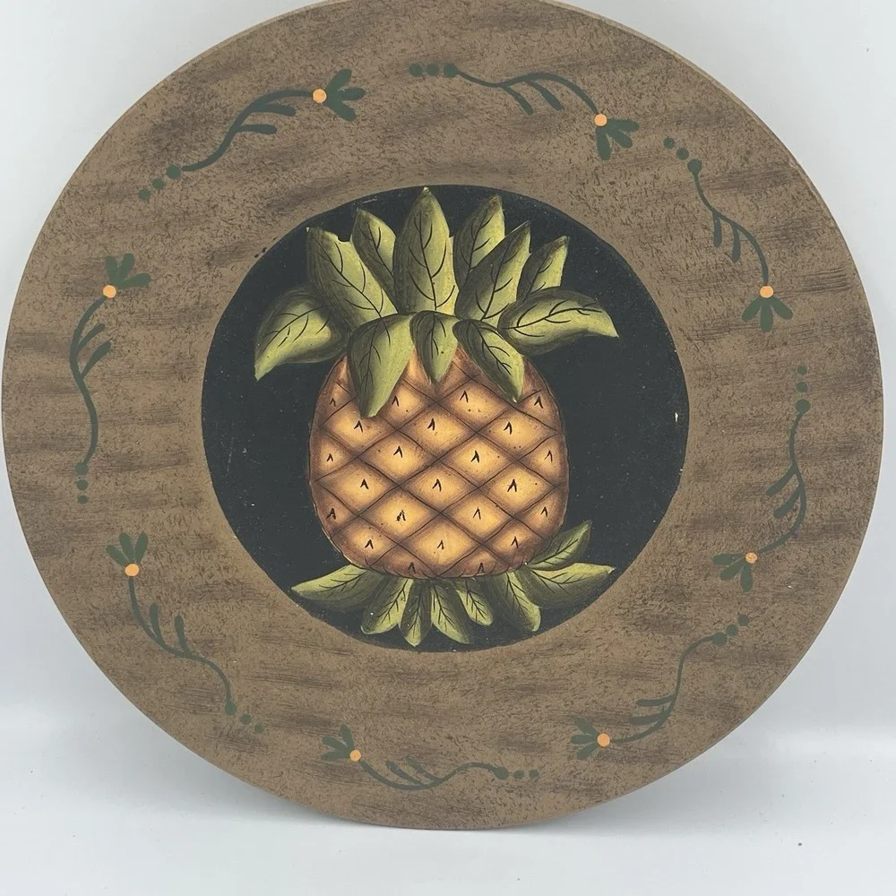 Pineapple Plate 12